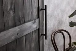 Habo Säilytyskalusteet-Liukuovenvedin Endless Manty