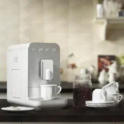 Smeg Kahvi Ja Tee-Bcc01Whmeu Kahviautomaatti, Valkoinen